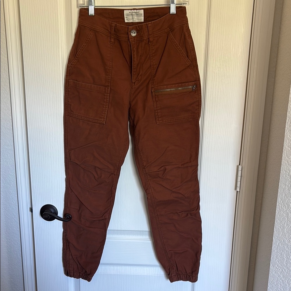 REI Women’s Rust Cargo/Jogger Pants